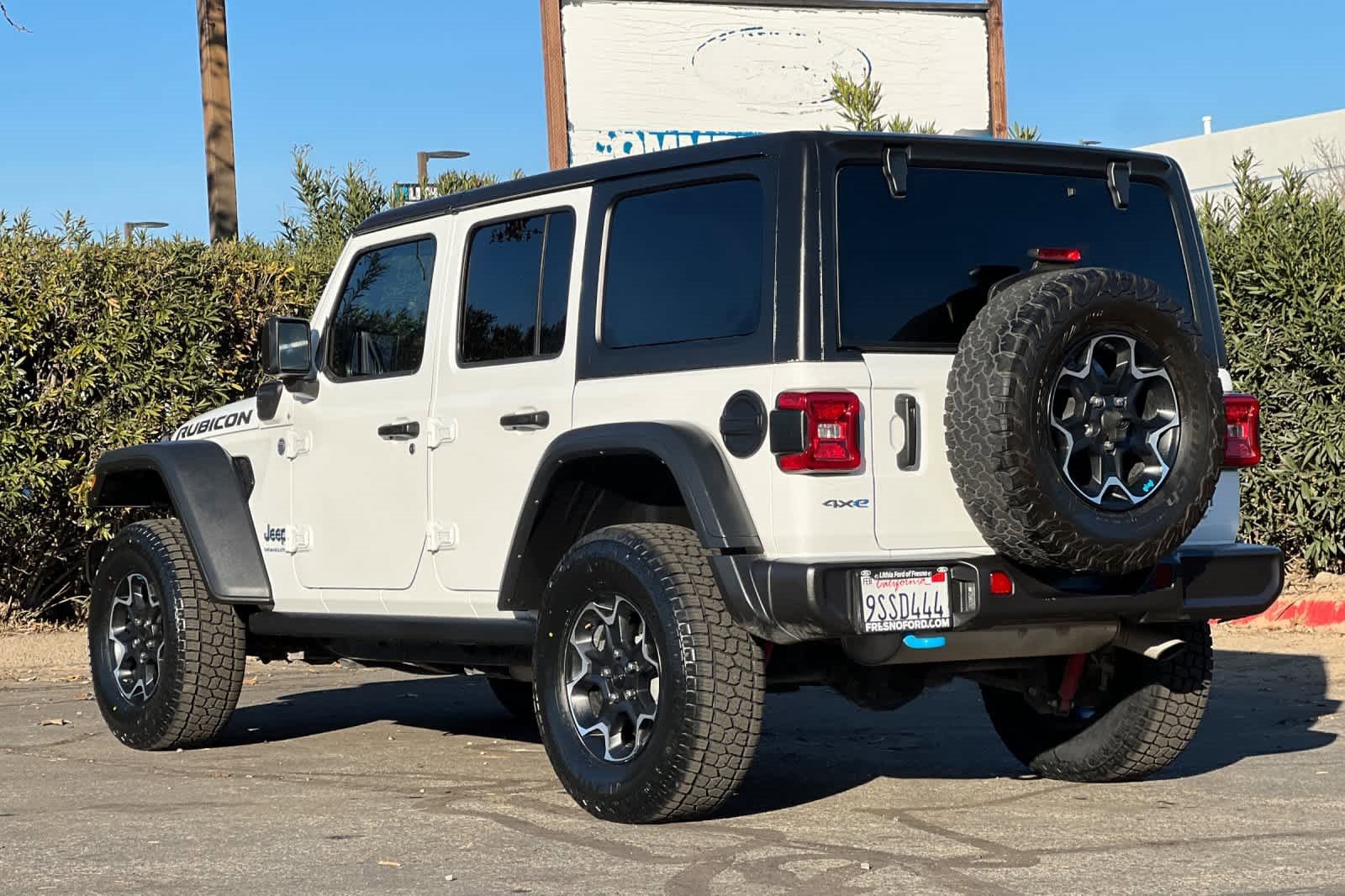 Used 2023 Jeep Wrangler Unlimited Rubicon 4xe image 6