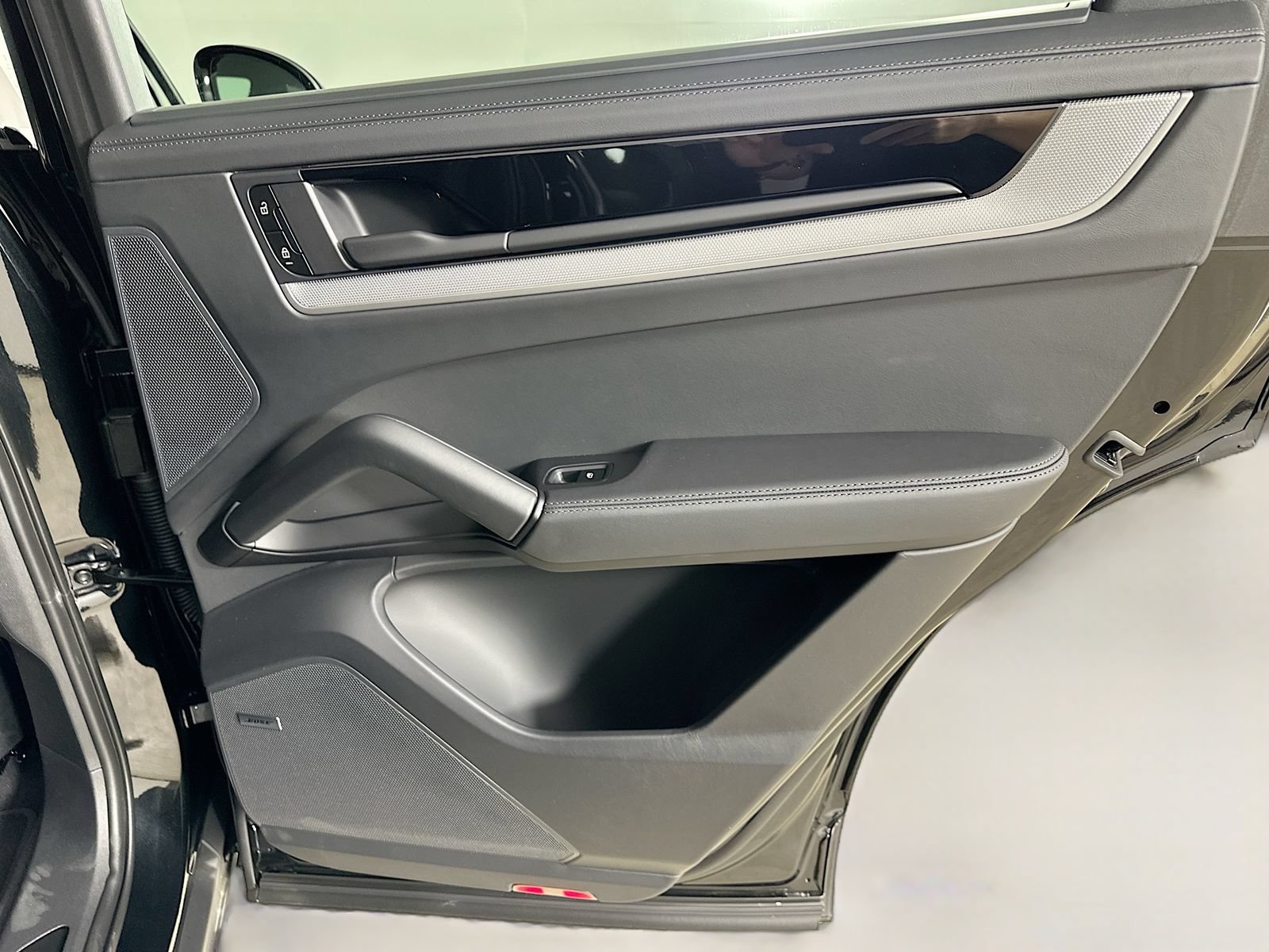 New 2026 Porsche Cayenne S AWD/4WD image 40