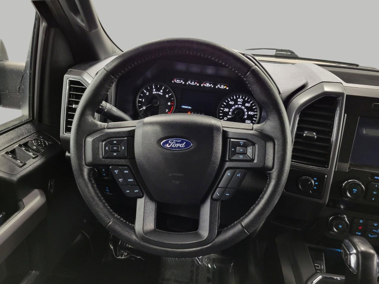 Used 2019 Ford F150 XLT w/ Equipment Group 302A Luxury AWD/4WD image 6