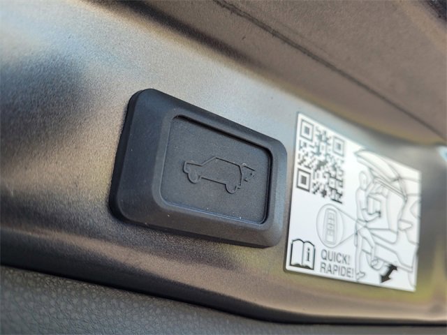 Used 2025 Toyota RAV4 Limited image 29