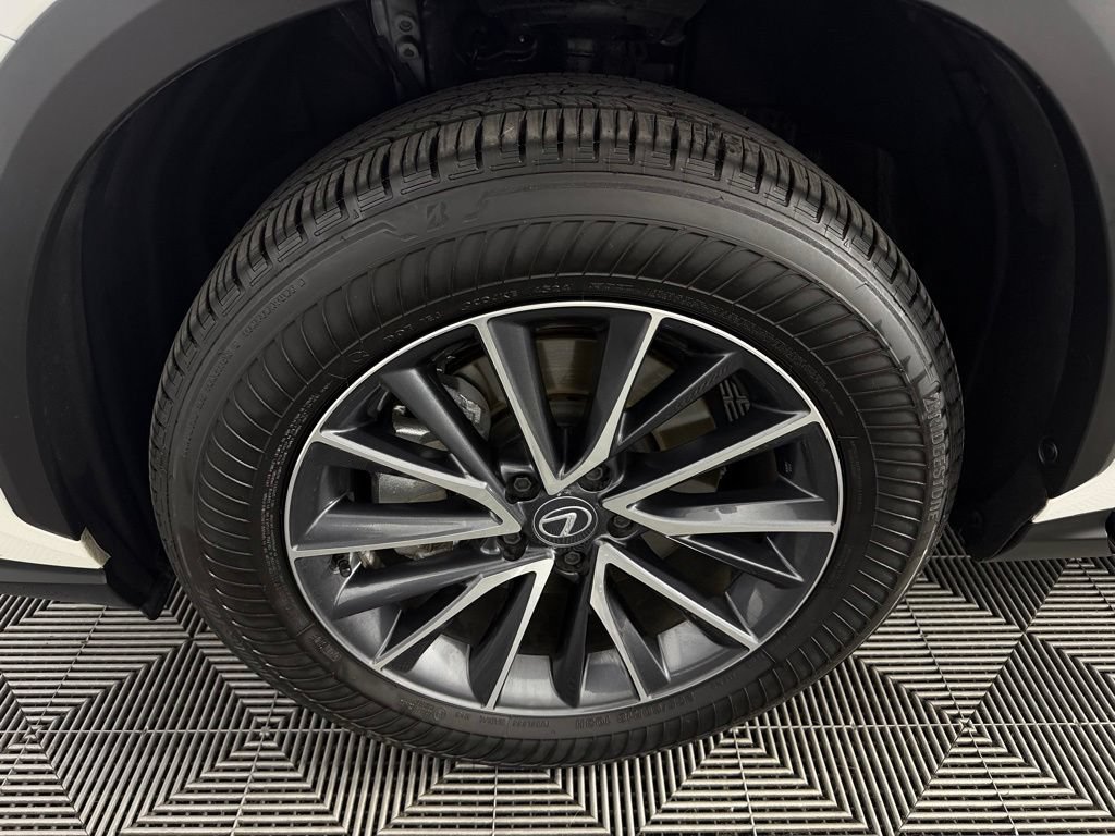 Used 2025 Lexus NX 250 FWD image 12