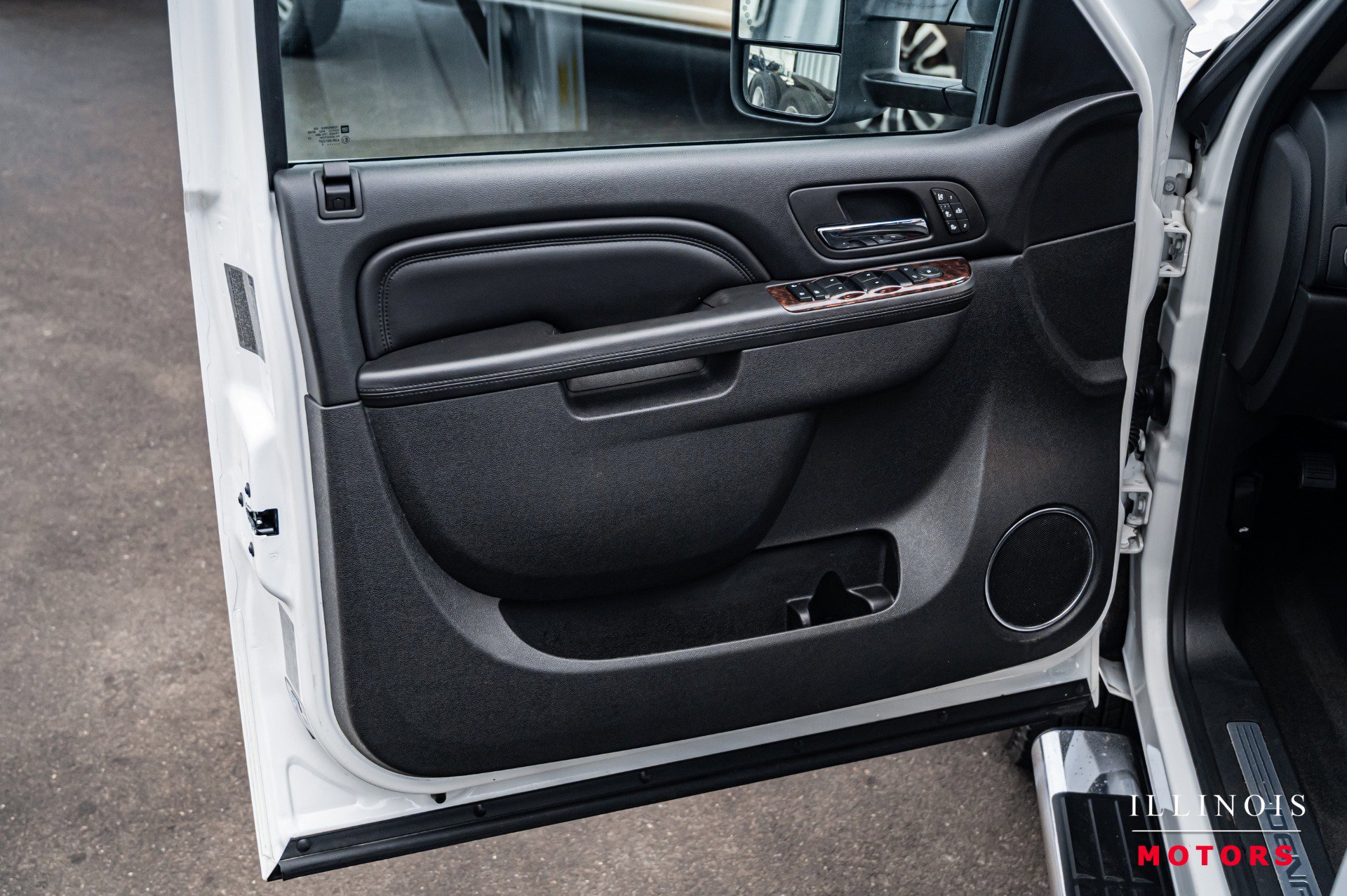 Used 2013 GMC Sierra 3500 Denali image 16