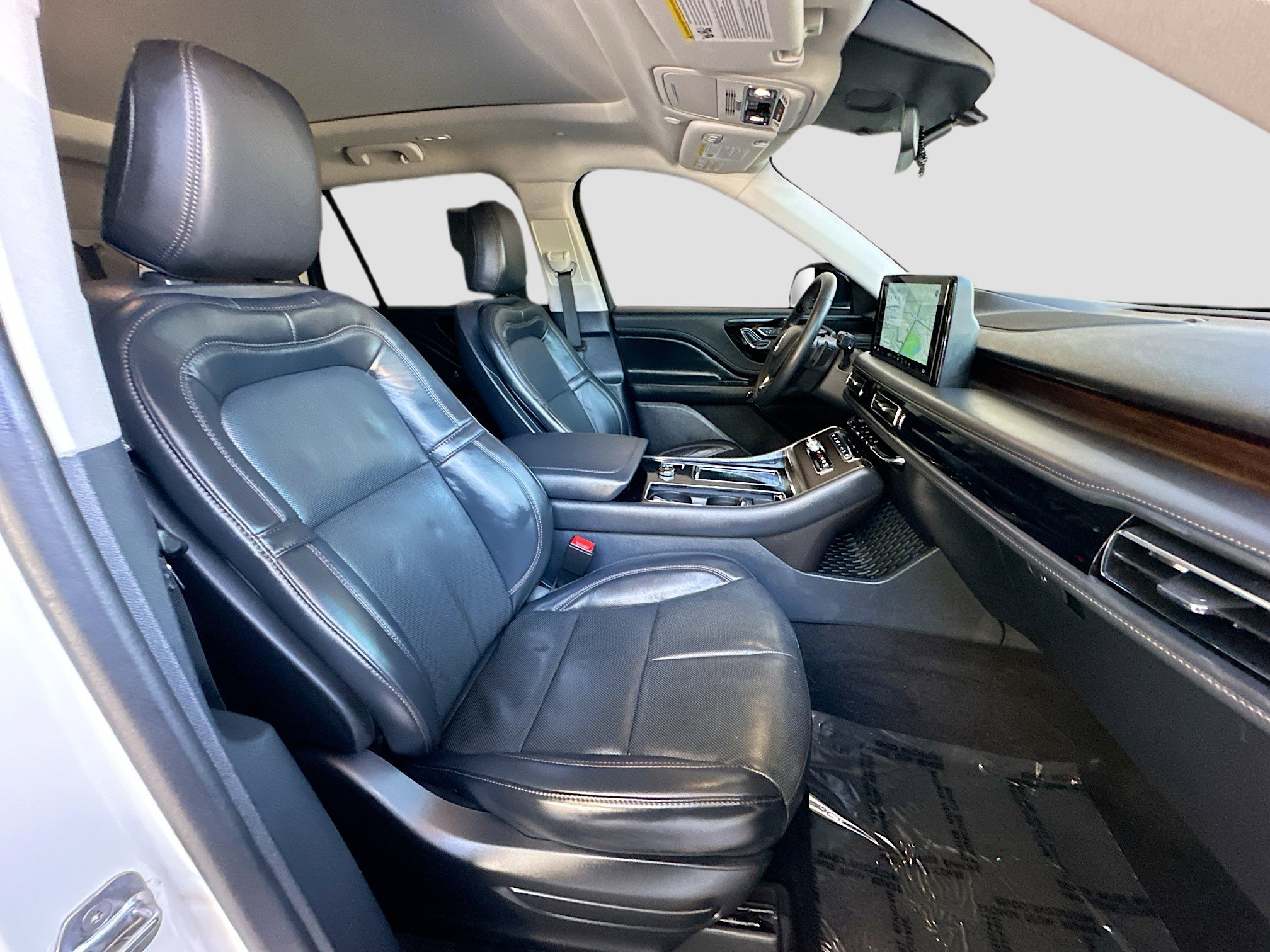 Used 2025 Lincoln Aviator Reserve w/ Jet Appearance Package RWD image 30