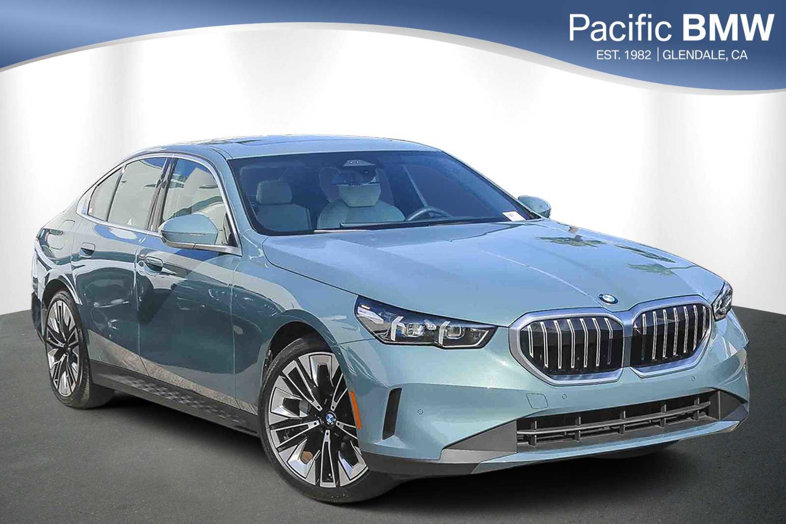 Certified 2025 BMW 530i