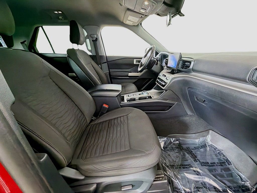 Used 2020 Ford Explorer XLT w/ Comfort Package image 21