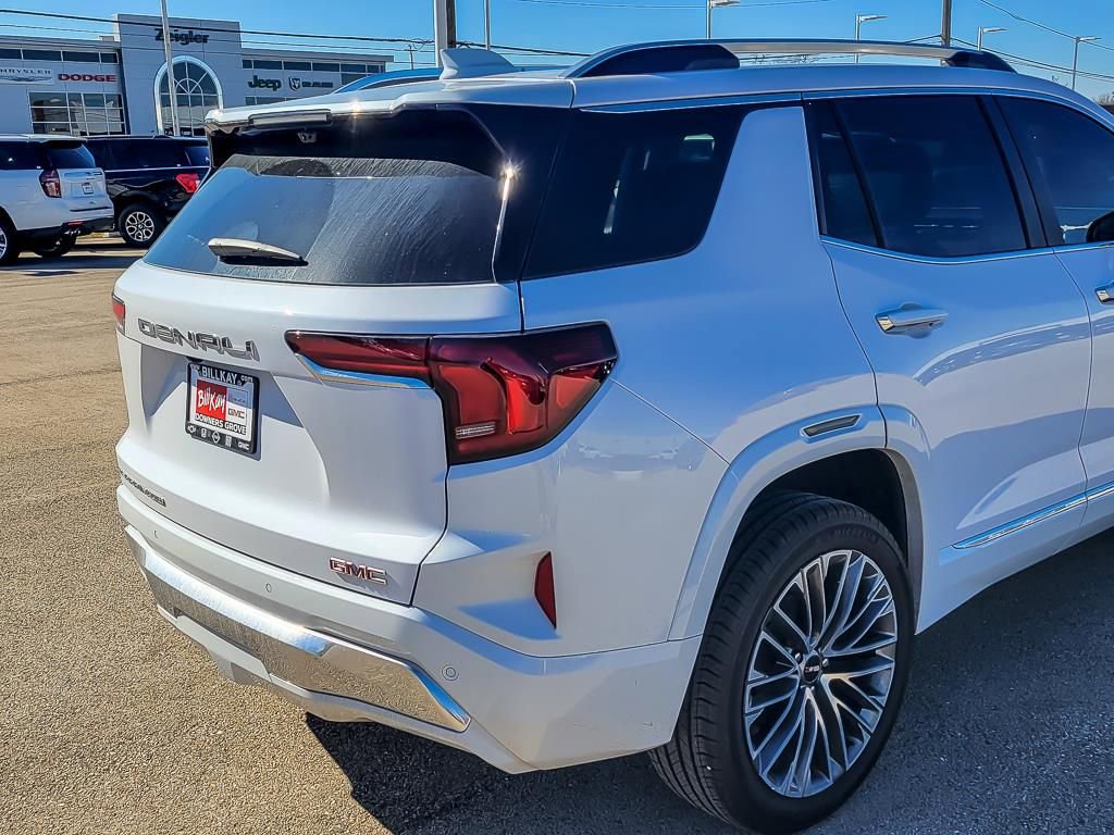 Used 2026 GMC Terrain Denali w/ LPO, Floor Liner Package image 7