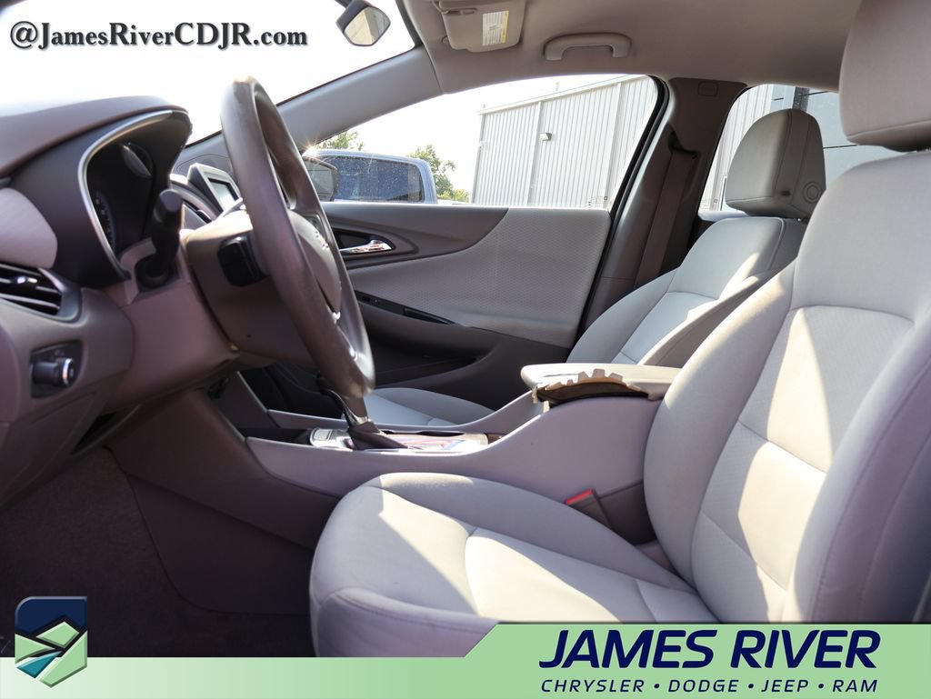 Used 2017 Chevrolet Malibu LS FWD image 22