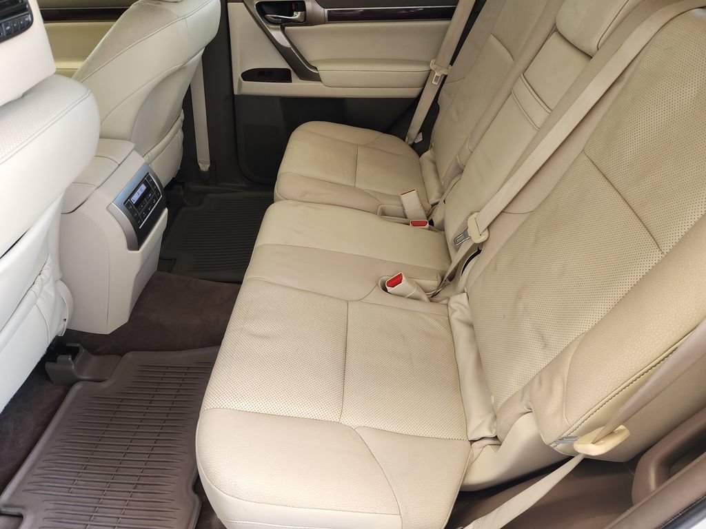 Used 2016 Lexus GX 460 w/ Premium Package AWD/4WD image 31