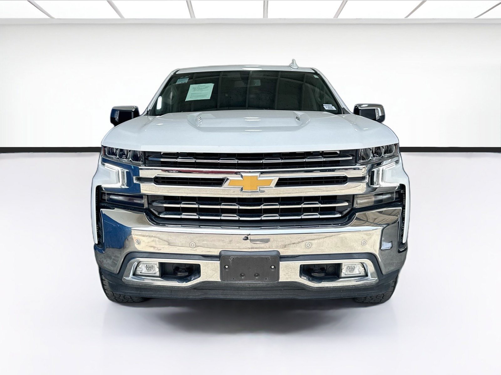 Used 2021 Chevrolet Silverado 1500 LTZ AWD/4WD image 2
