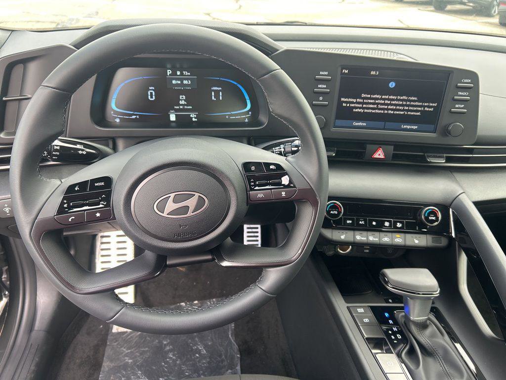 New 2026 Hyundai Elantra SEL Sport Premium image 14