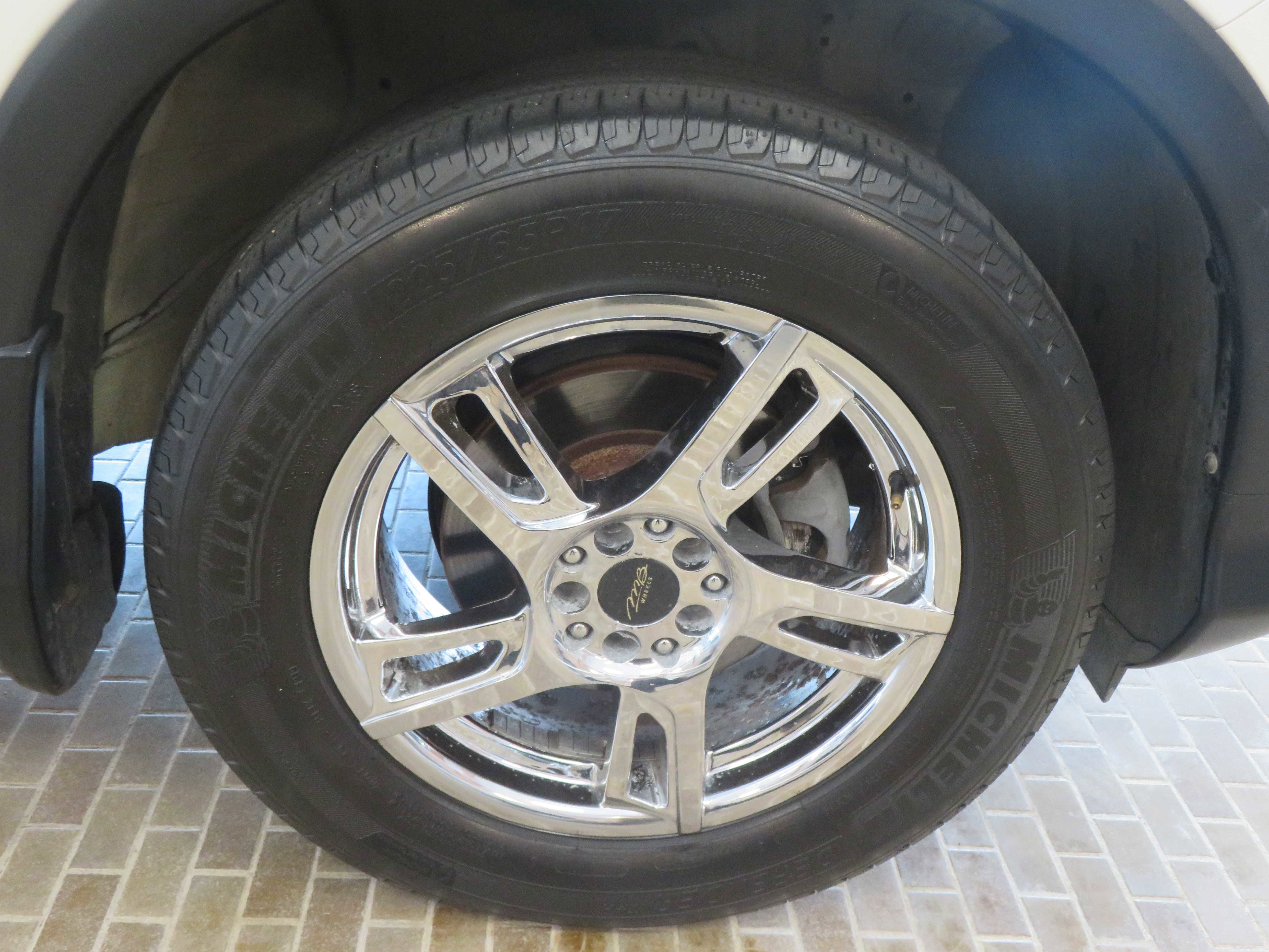 Used 2015 Honda CR-V LX image 11