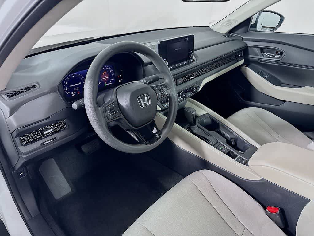 Certified 2023 Honda Accord EX image 9