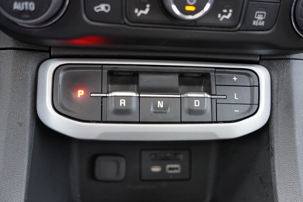 Certified 2023 GMC Acadia SLE image 30