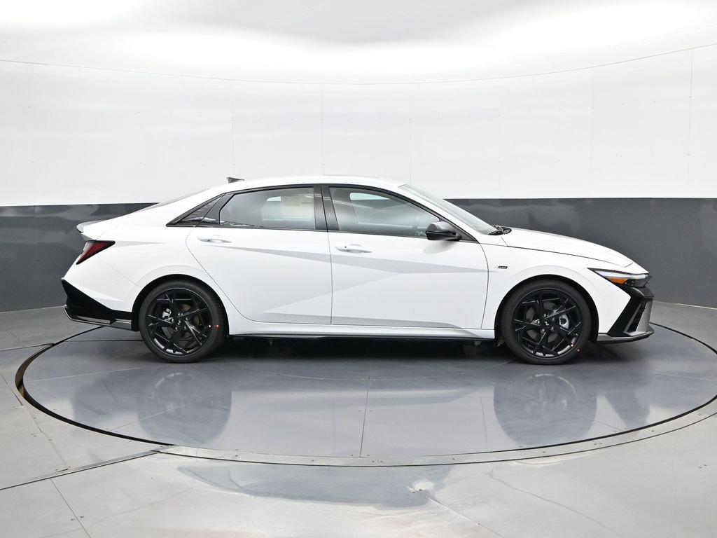 New 2026 Hyundai Elantra N Line FWD image 4