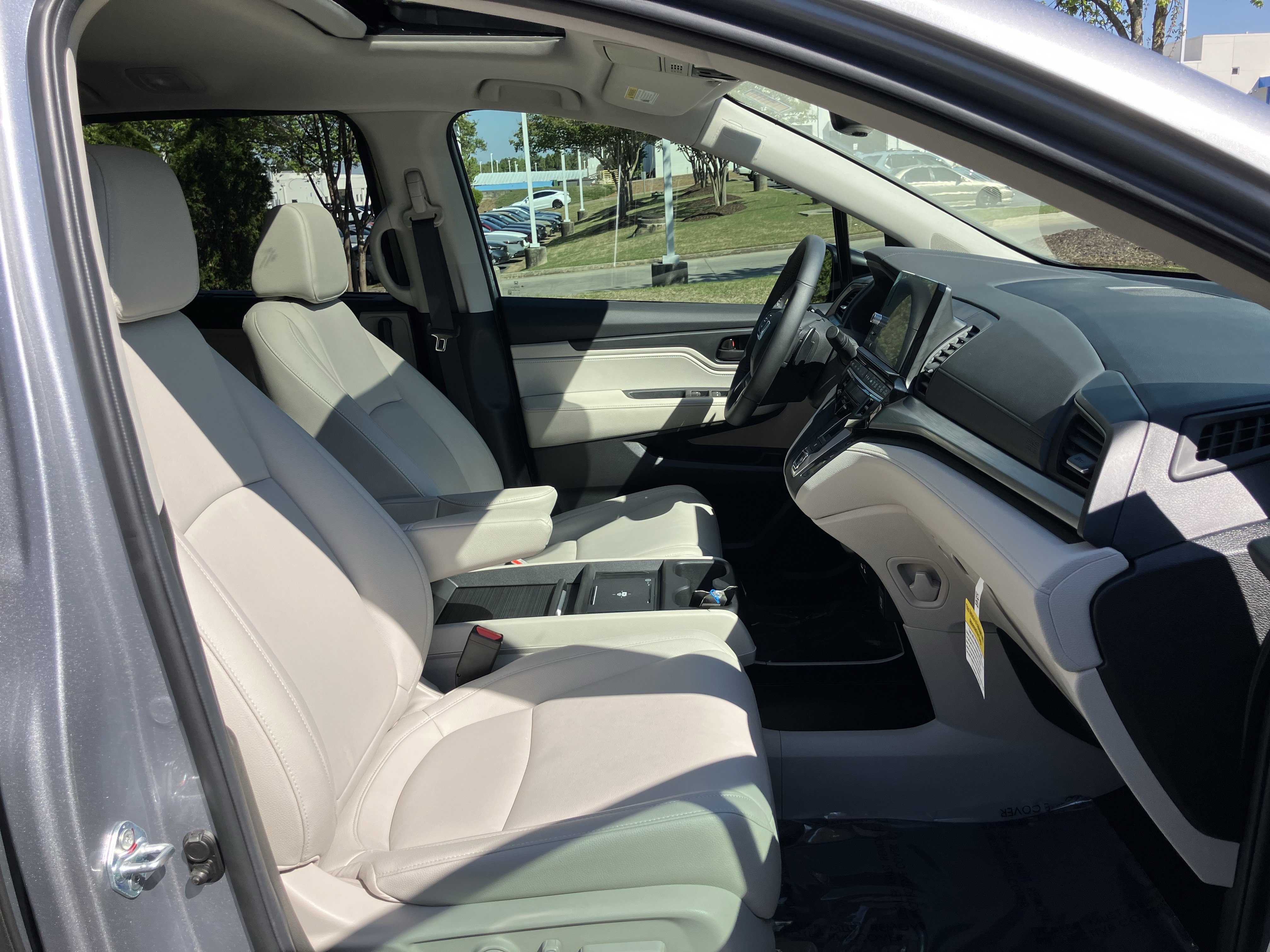 Certified 2026 Honda Odyssey EX-L image 36