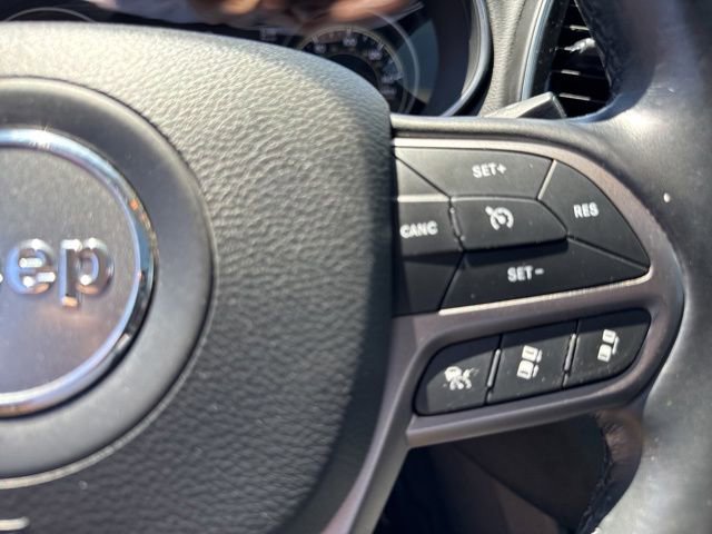 Used 2021 Jeep Cherokee Limited w/ Elite Package AWD/4WD image 41