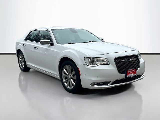 Used 2018 Chrysler 300 Limited w/ Safetytec Plus Group image 3
