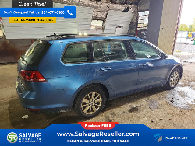 Used 2016 Volkswagen Golf S FWD image 4