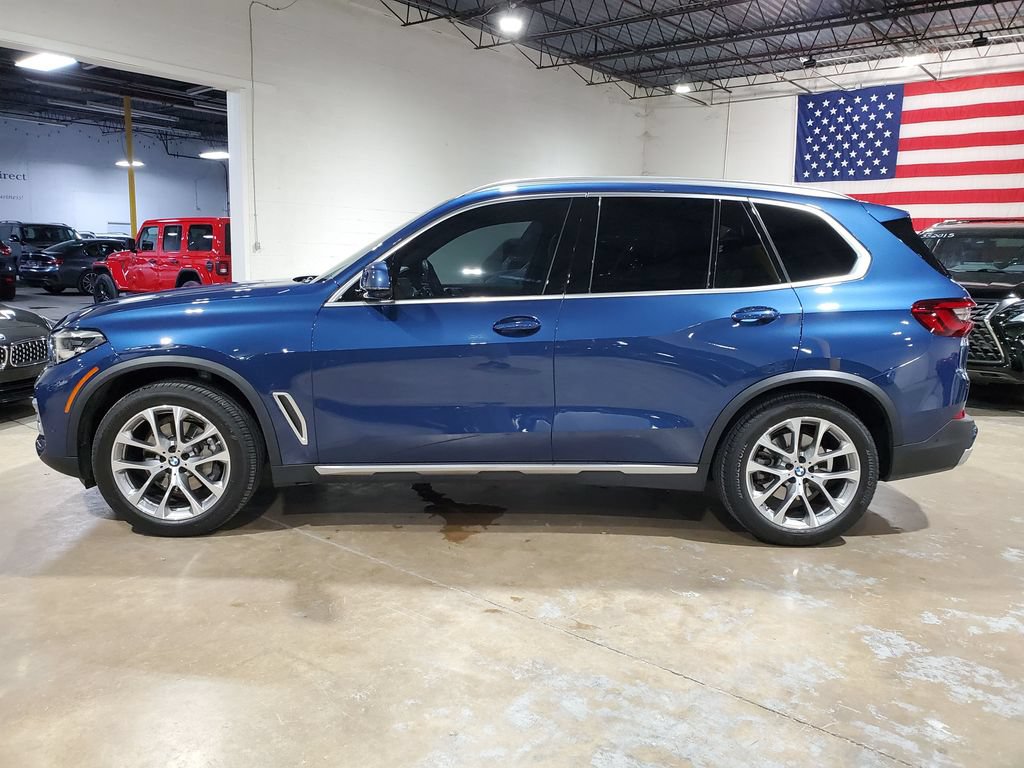 Used 2023 BMW X5 xDrive40i w/ Premium Package AWD/4WD image 13