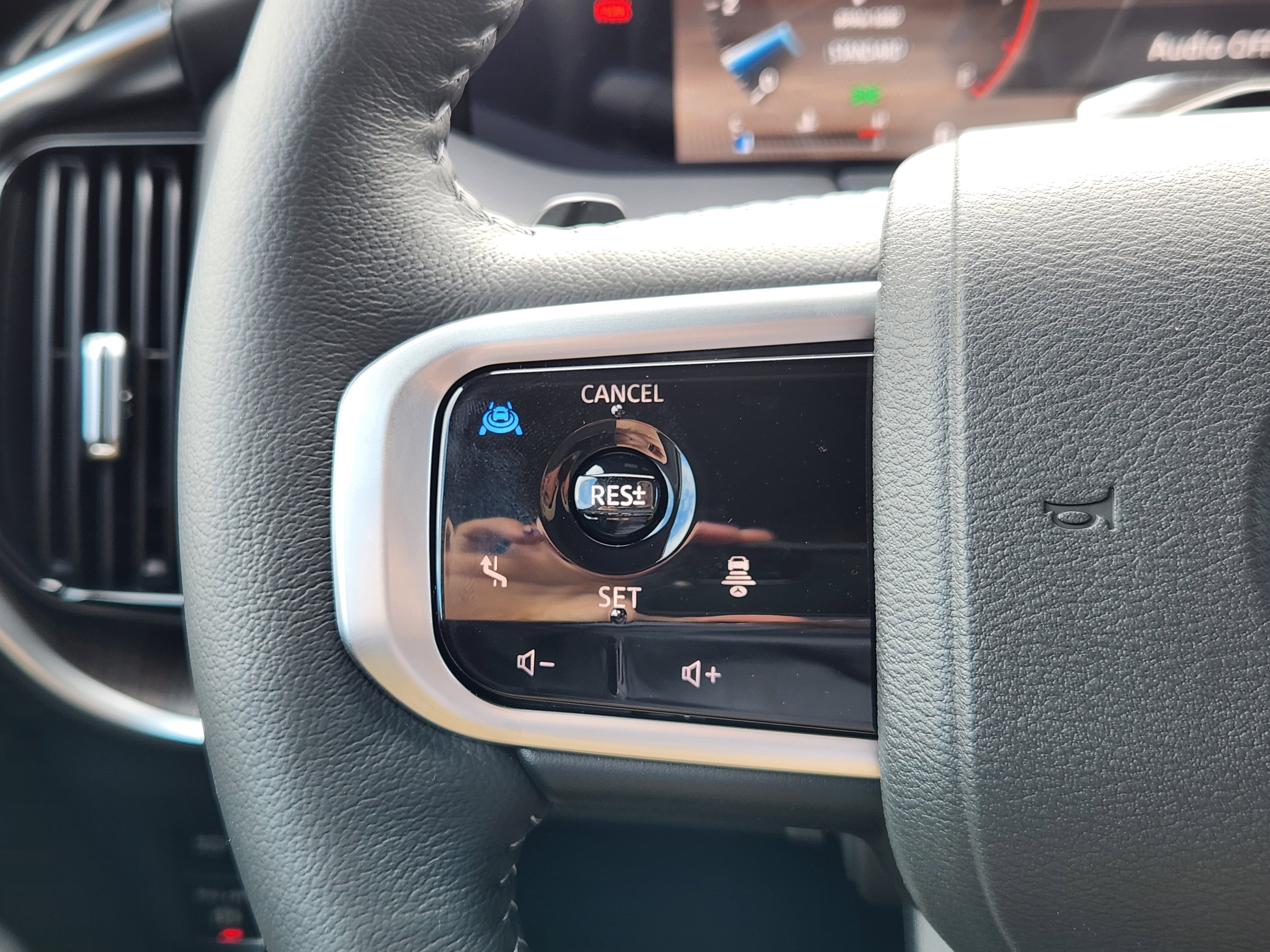 New 2026 Nissan Armada SL image 16