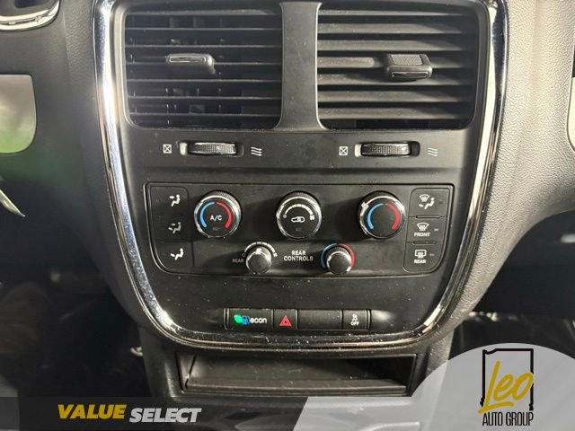 Used 2015 Dodge Grand Caravan SE w/ Quick Order Package 29E SE FWD image 17