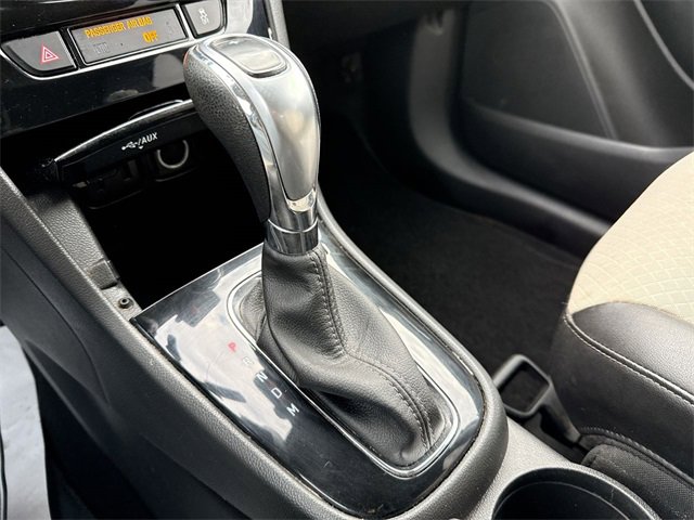 Used 2021 Buick Encore Preferred w/ Safety Package II image 20