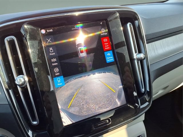 Used 2023 Volvo XC40 B4 Ultimate FWD image 24