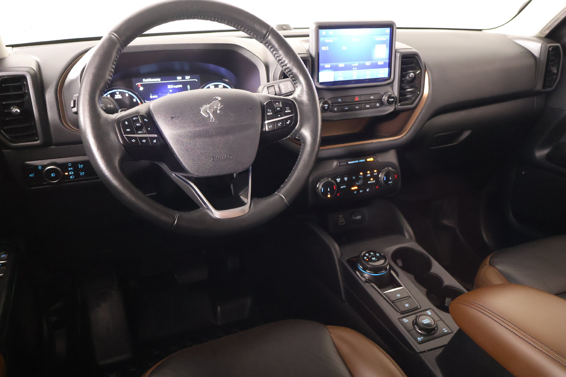 Used 2023 Ford Bronco Sport Badlands w/ Premium Package AWD/4WD image 2