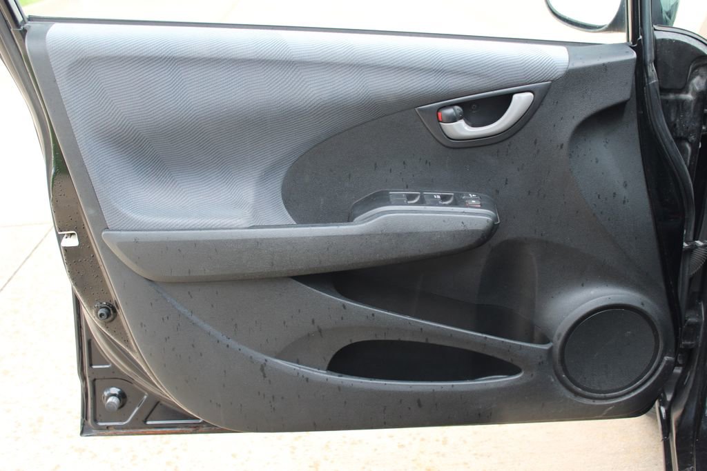 Used 2013 Honda Fit image 27