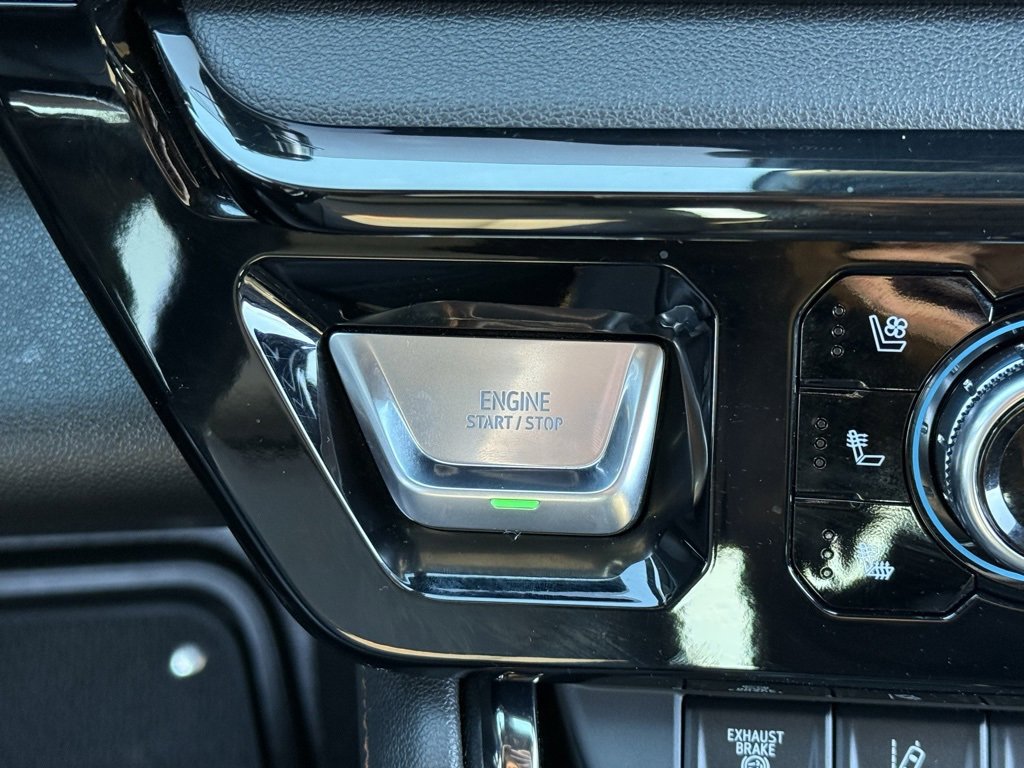 Used 2024 GMC Sierra 2500 AT4 w/ AT4 Premium Plus Package image 33