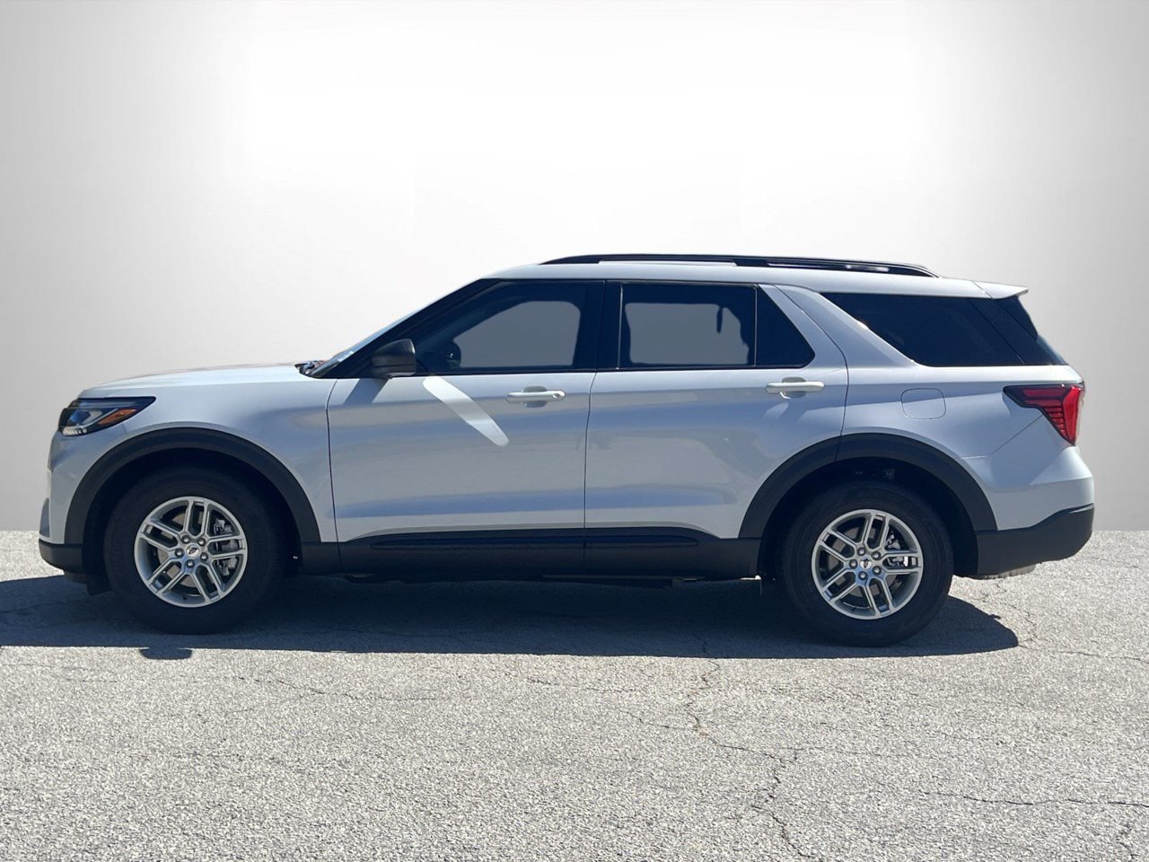 New 2026 Ford Explorer Active RWD image 20