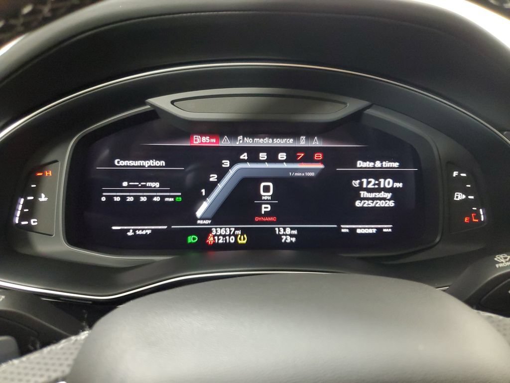 Used 2023 Audi SQ8 Premium Plus w/ SQ8 Luxury Package AWD/4WD image 26