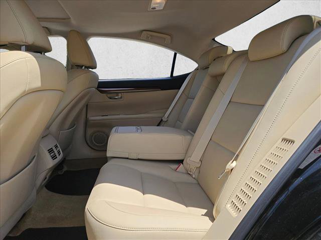 Used 2013 Lexus ES 300h w/ Premium Pkg FWD image 17
