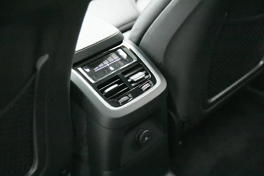 Certified 2023 Volvo XC90 T8 Ultimate w/ Protection Package AWD/4WD image 26