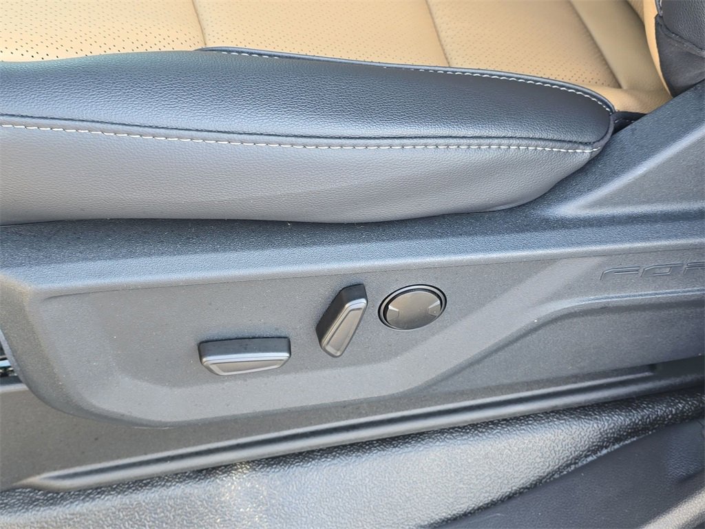 New 2026 Ford F250 Lariat image 18