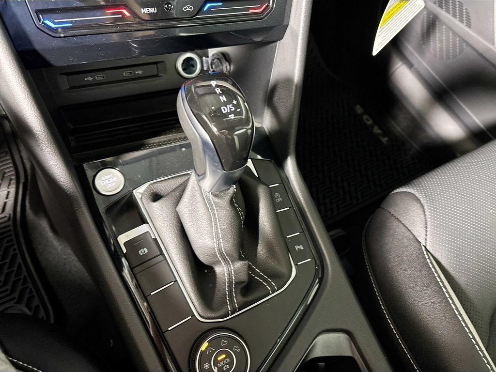 New 2026 Volkswagen Taos SEL AWD/4WD image 18
