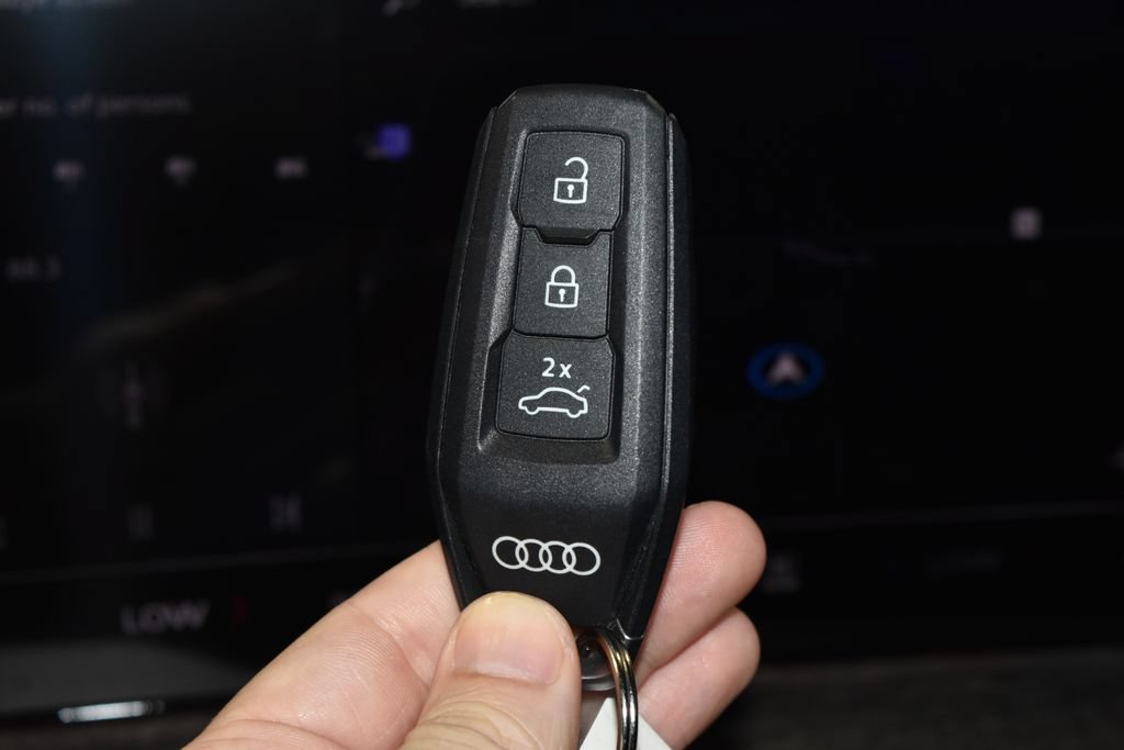 Certified 2025 Audi Q5 Premium w/ Premium Plus AWD/4WD image 15