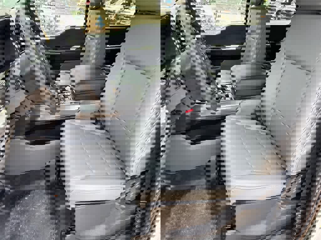 New 2023 Ford F150 Lightning Pro image 10