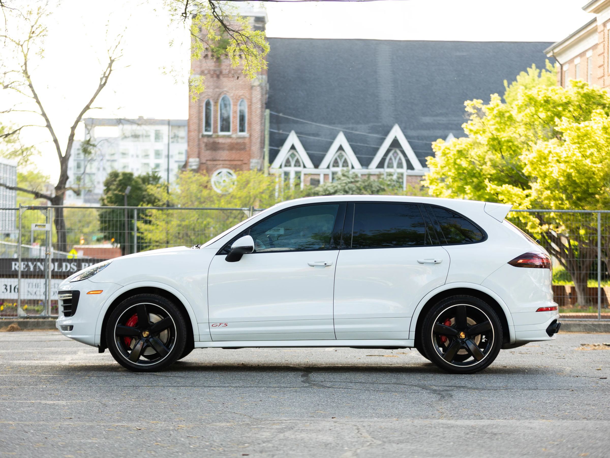 Used 2017 Porsche Cayenne GTS AWD/4WD image 11