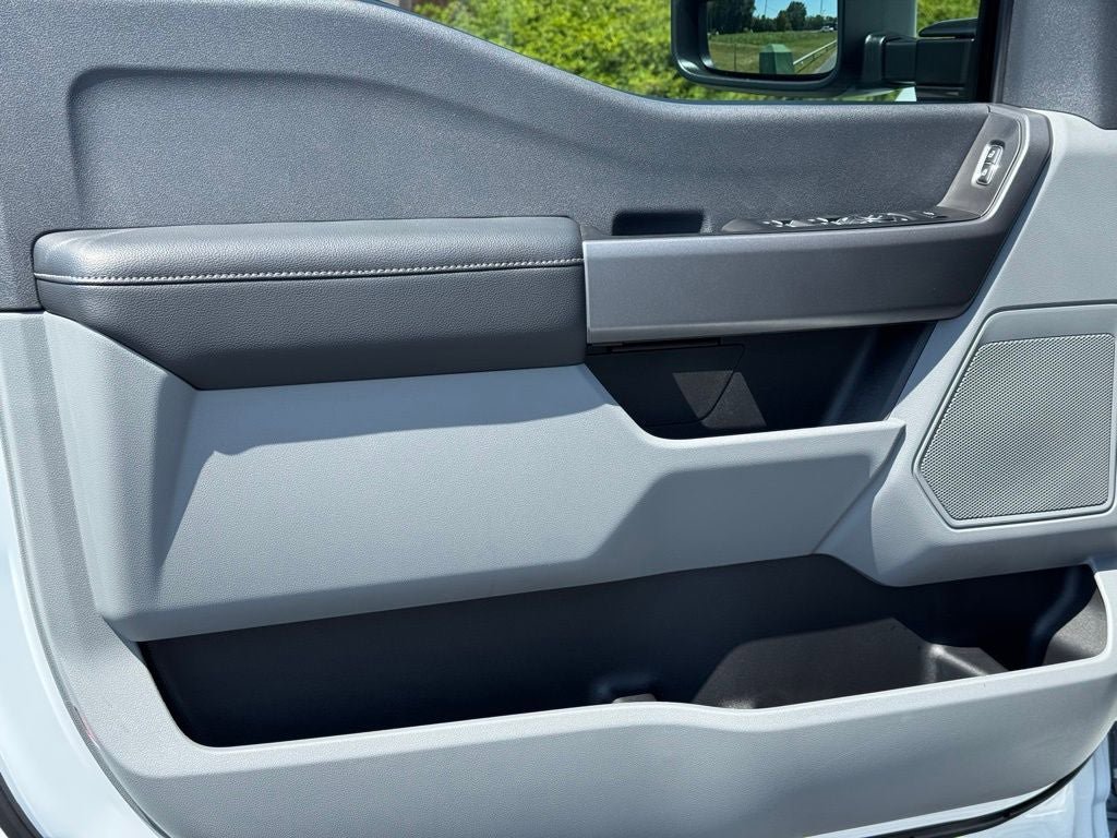 New 2026 Ford F250 XLT image 13