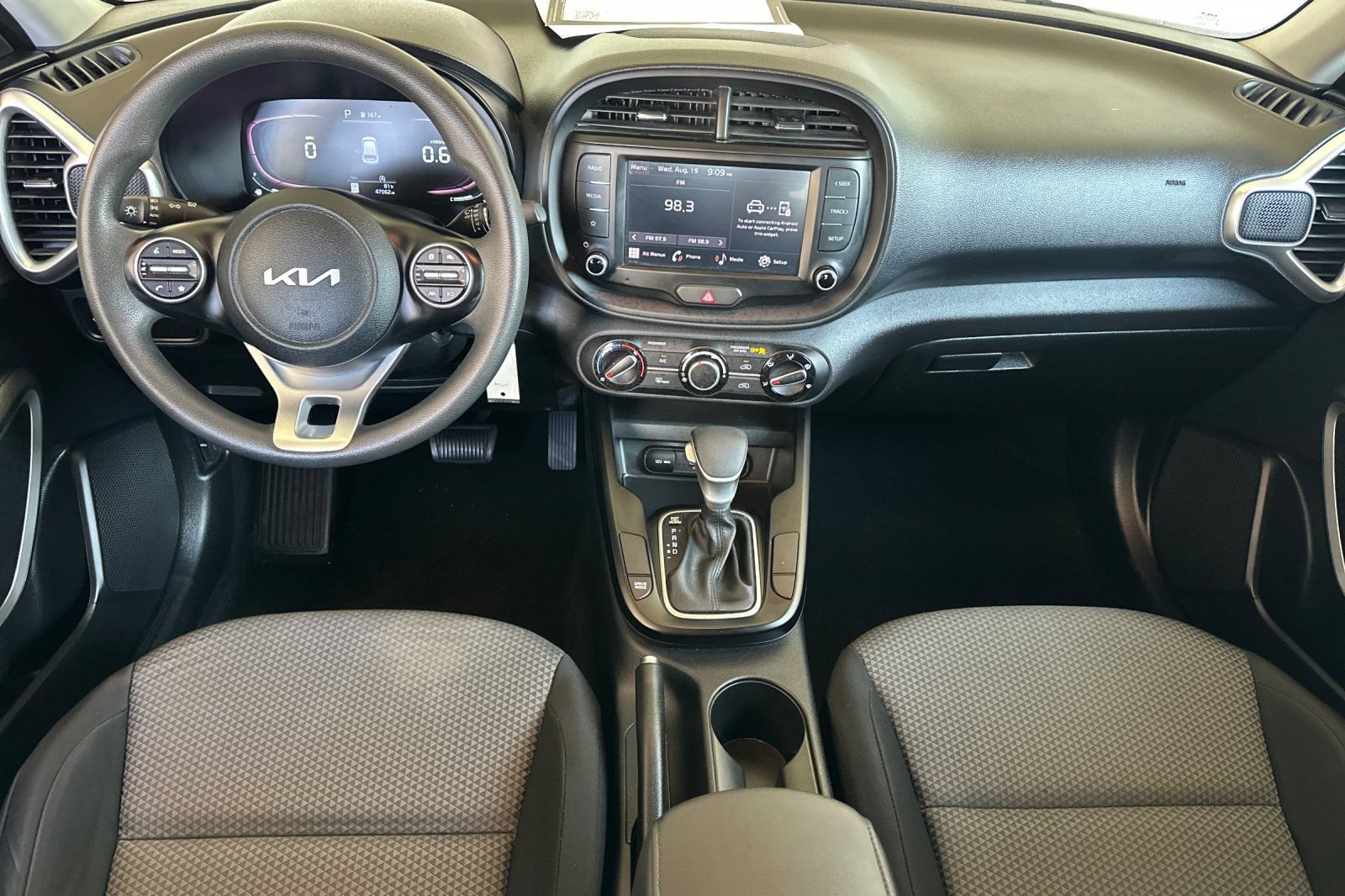 Certified 2023 Kia Soul LX FWD image 14