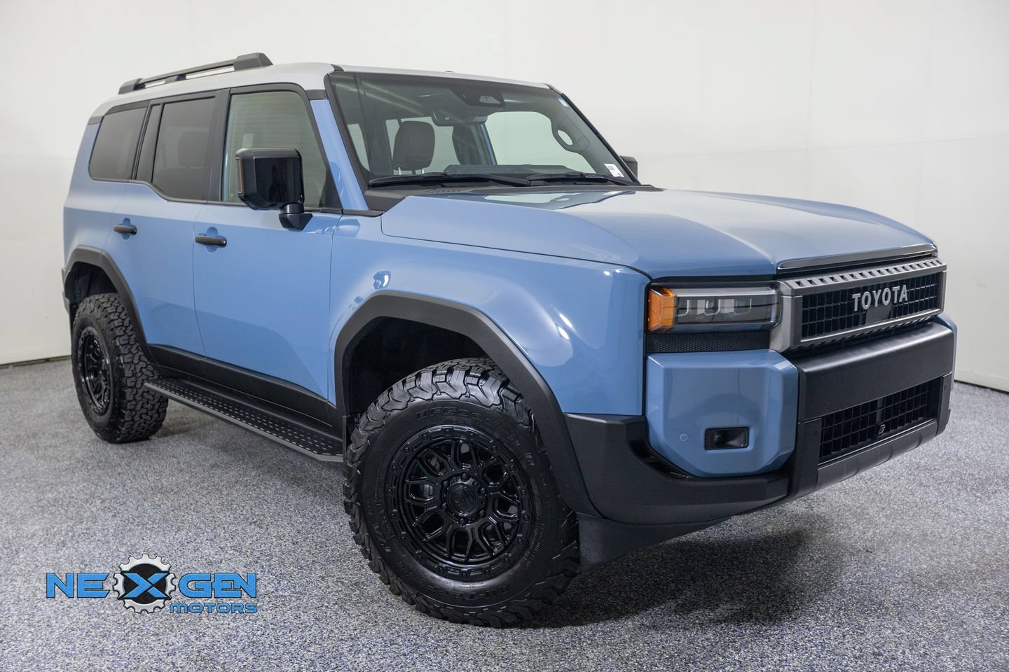 Used 2025 Toyota Land Cruiser AWD/4WD image 1