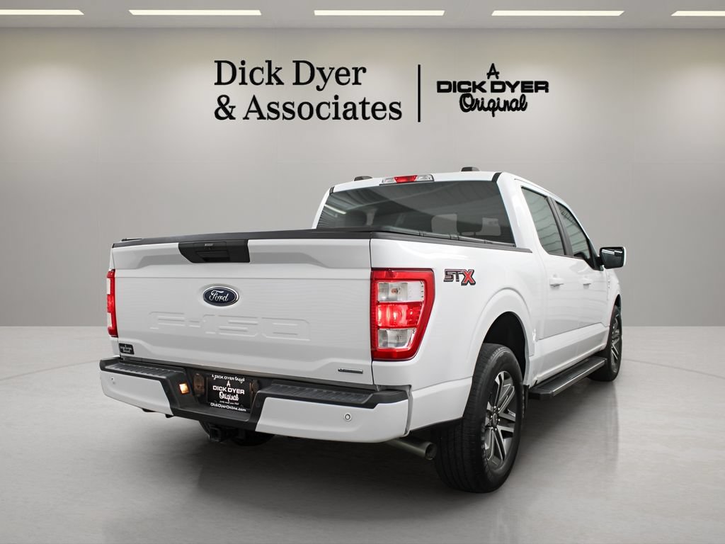 Used 2022 Ford F150 XL w/ STX Appearance Package RWD image 2