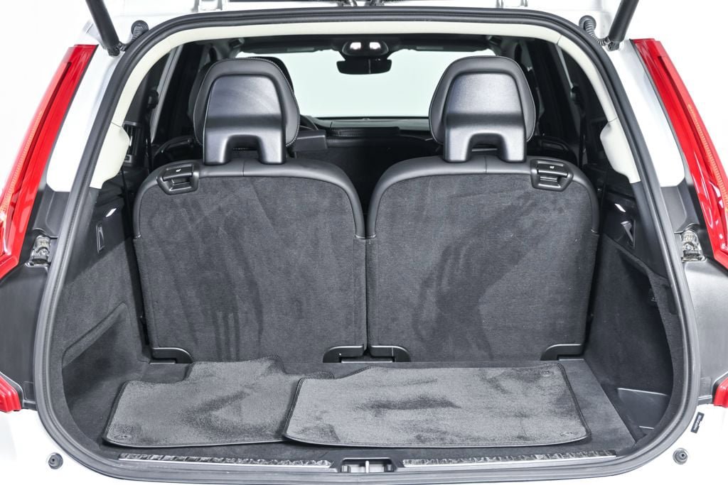 Certified 2024 Volvo XC90 B6 Ultimate AWD/4WD image 33