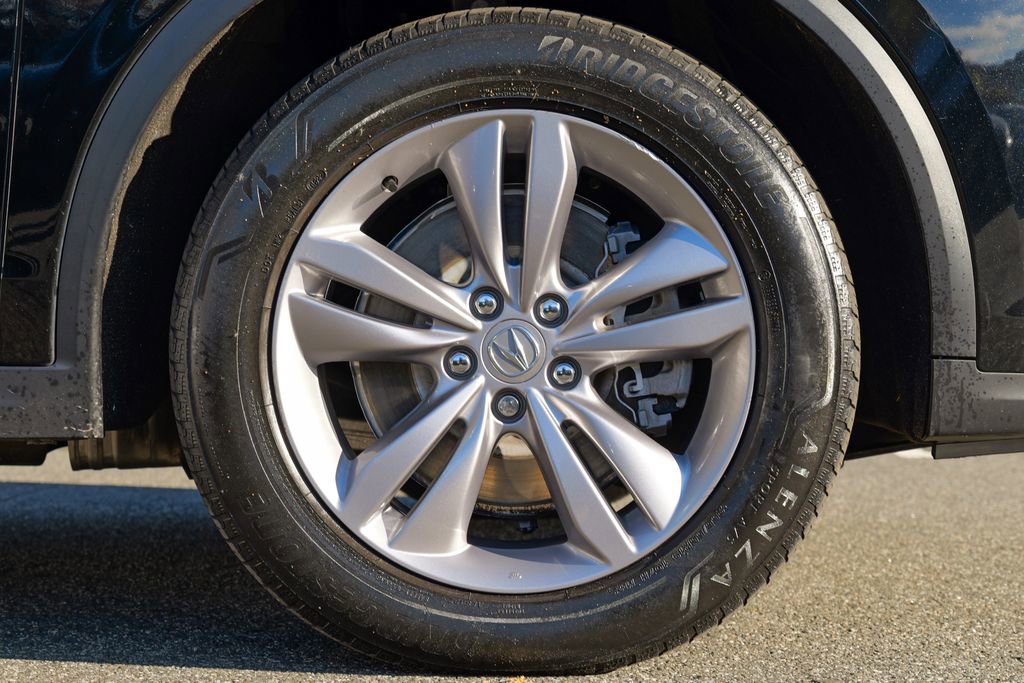 Used 2023 Acura MDX SH-AWD image 12