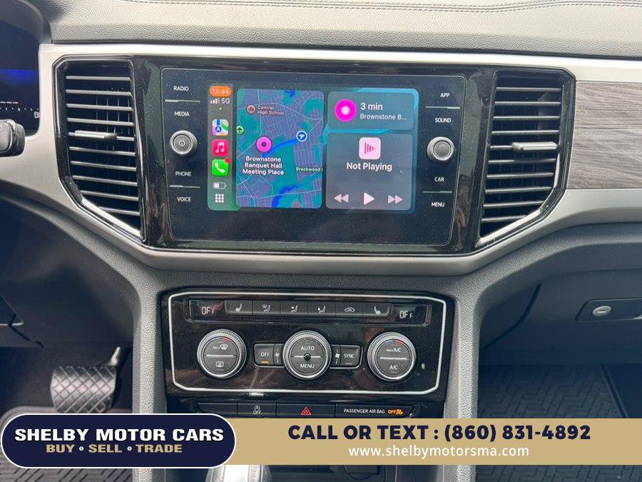 Used 2022 Volkswagen Atlas Cross Sport SE AWD/4WD image 14