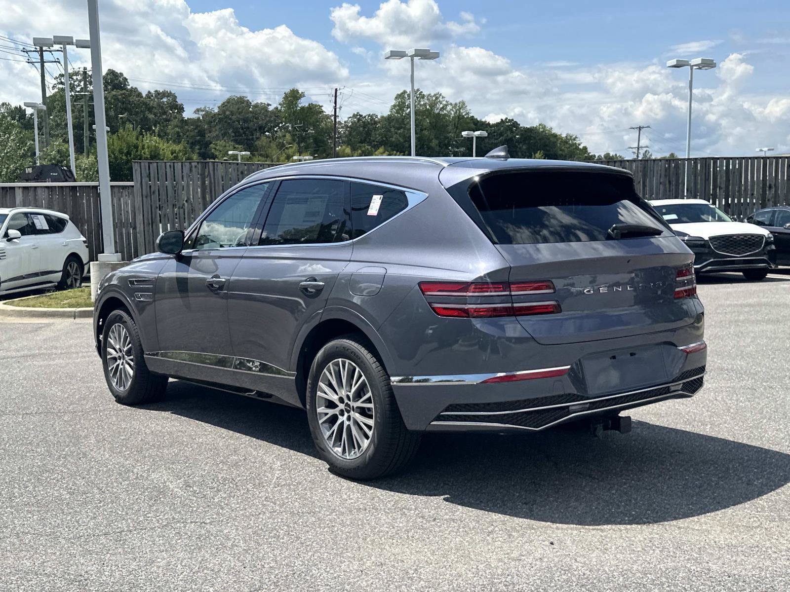 New 2027 Genesis GV80 2.5T AWD/4WD image 2
