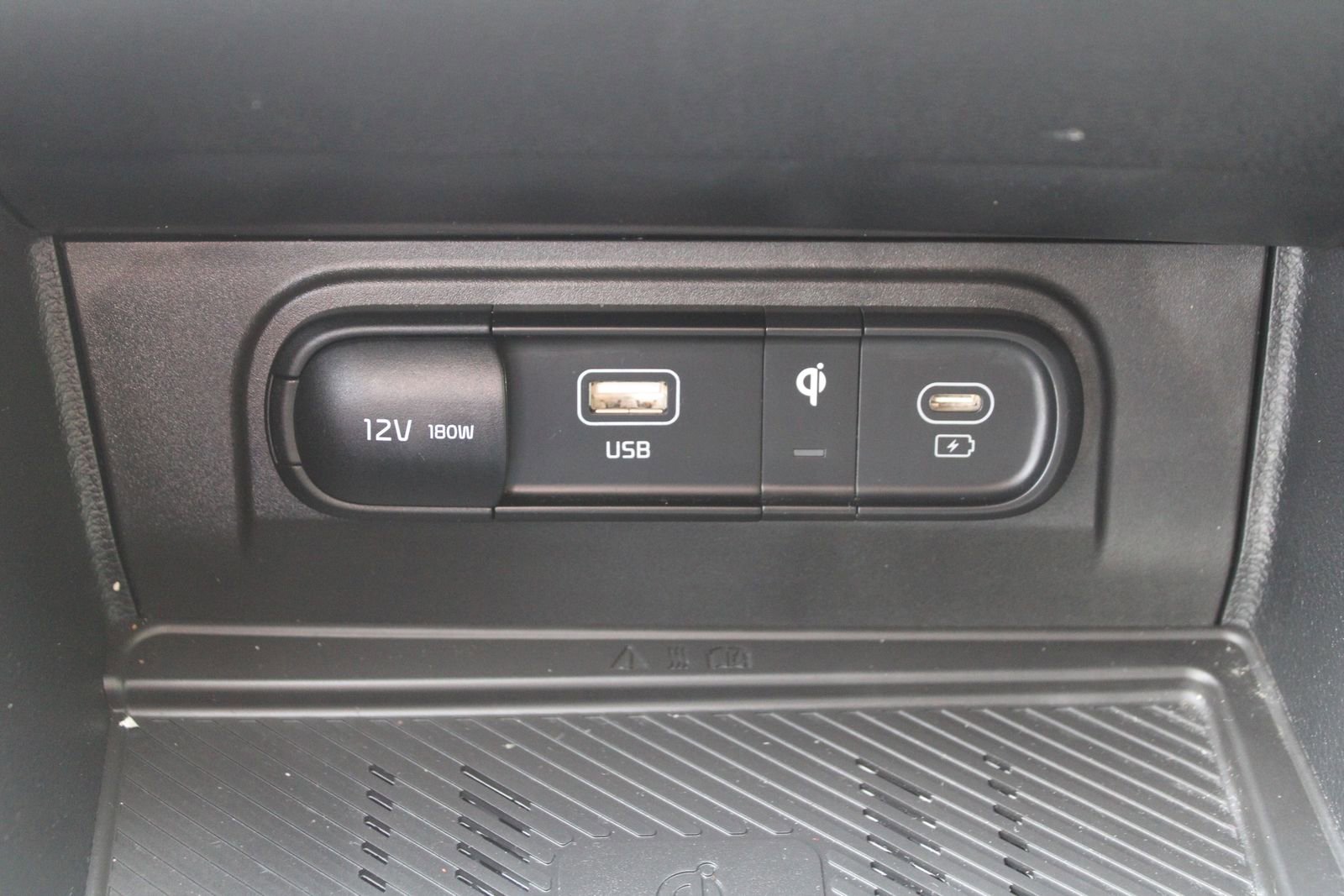 Certified 2025 Kia Sportage SX FWD image 39