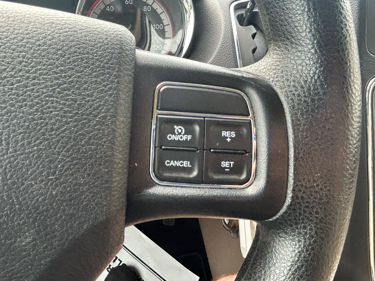 Used 2016 Dodge Grand Caravan SXT FWD image 18