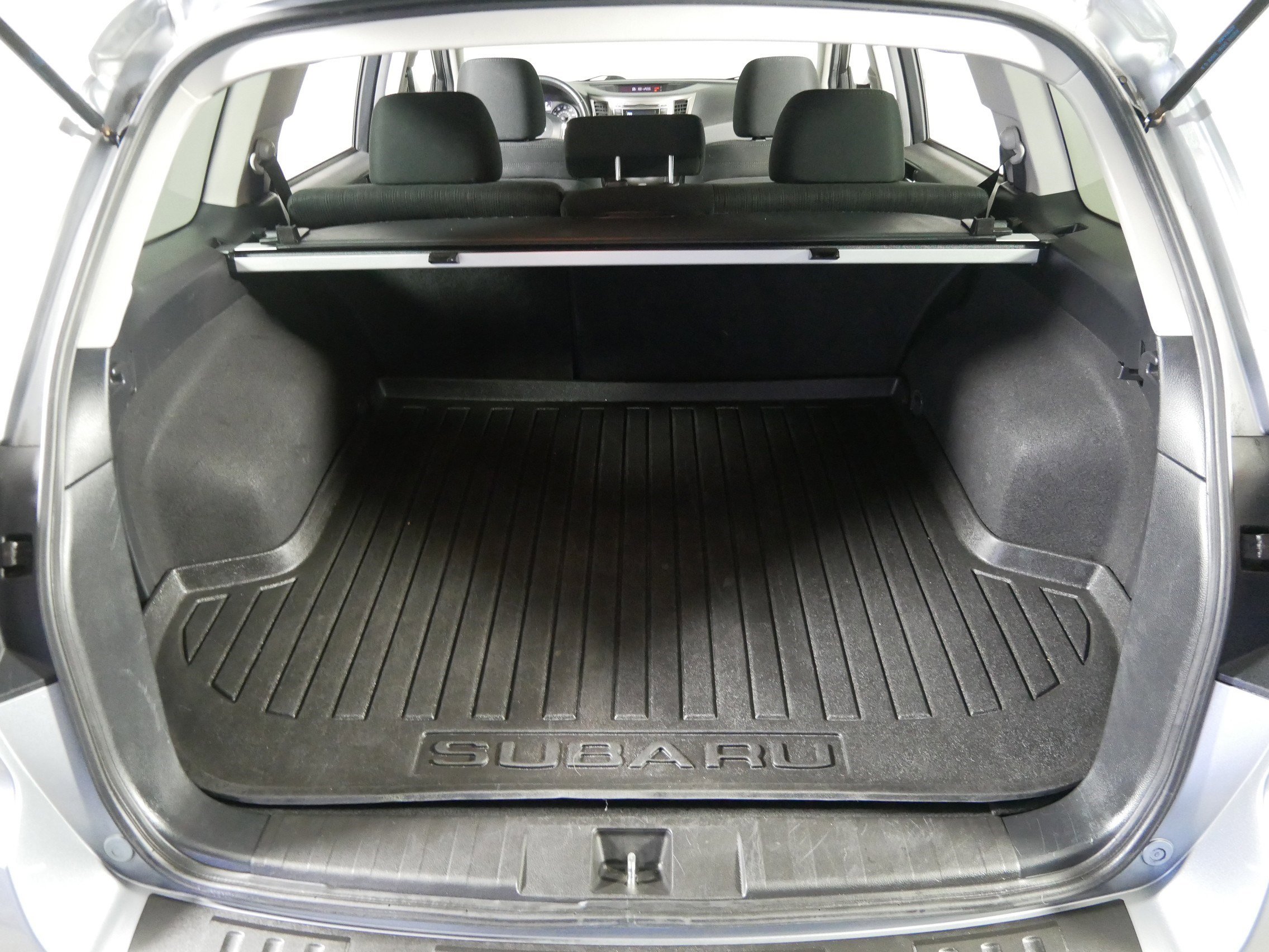 Used 2013 Subaru Outback 2.5i Premium AWD/4WD image 18